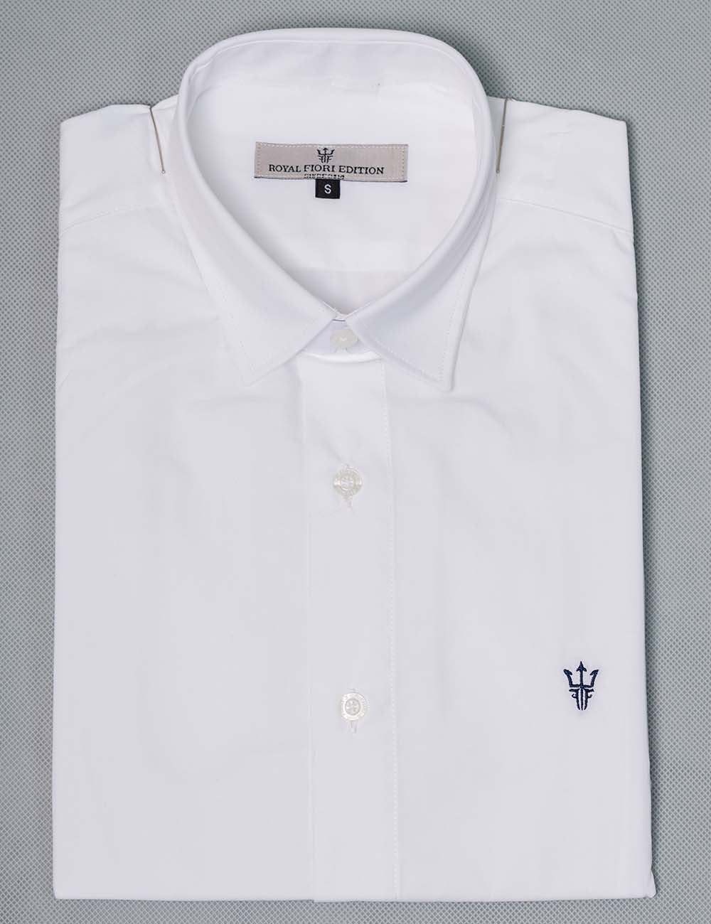 Chemise blanche a bouton de manchette