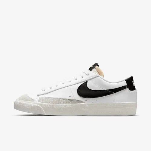 pol_pm_Buty-damskie-Nike-Blazer-Low-77-DC4769-102-52714_1_1.webp