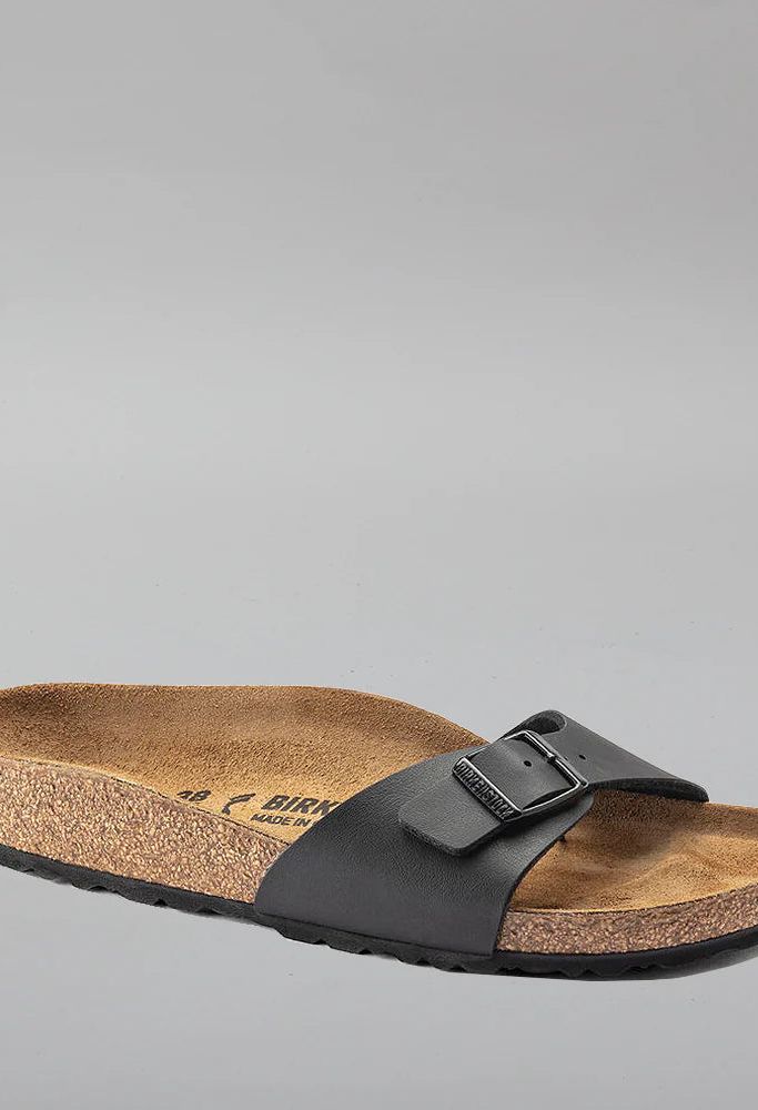 BIRKENSTOCKMADRID40791BFBLACKSOUTHEAST.webp