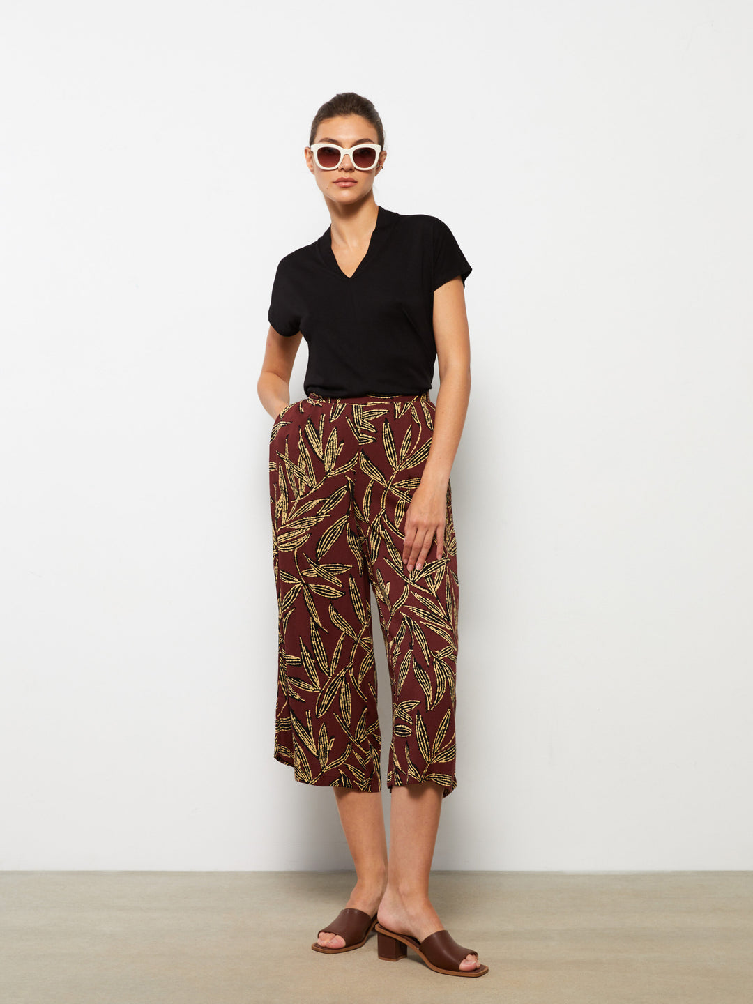 Pantalon Capri LC Waikiki, Moudda Tunisie S2LI50Z8